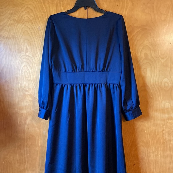 J Crew Midi Bottom Down Navy Blue Dress. Size 8 - Picture 13 of 16